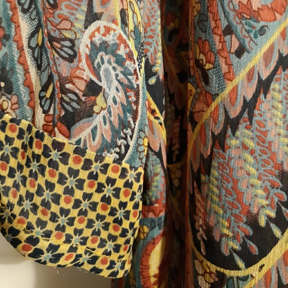 MAGGIE & MAX SHEER FALL BLOUSE/TUNIC, 2X - Picture 2 of 6